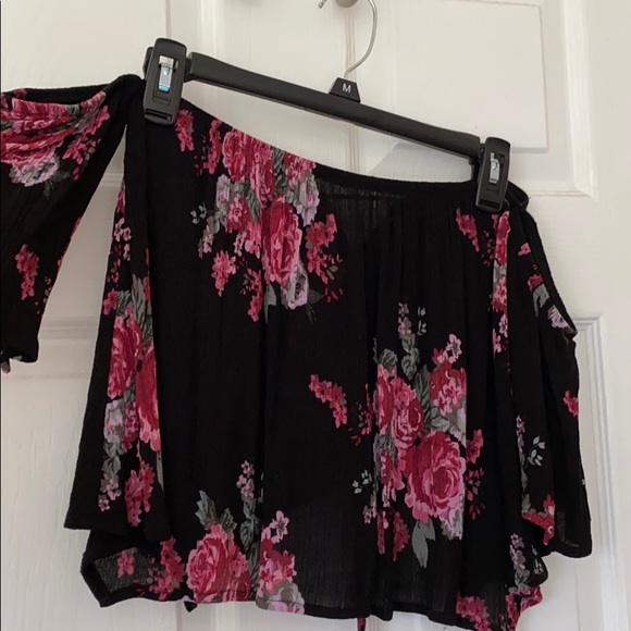 Crop top - Picture 2 of 4